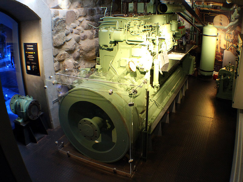 img_6084_800 Schiffsdiesel im Elbschifffahrtsmuseum