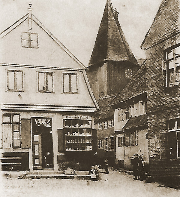 Historische Aufnahme der Maria-Magdalenen-Kirche in der Altstadt von Lauenburg