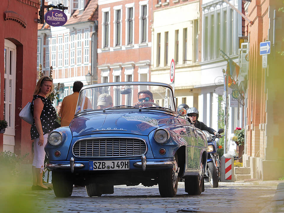 Joachim Llambi Rallye Hamburg-Berlin-Klassik durch Lauenburg