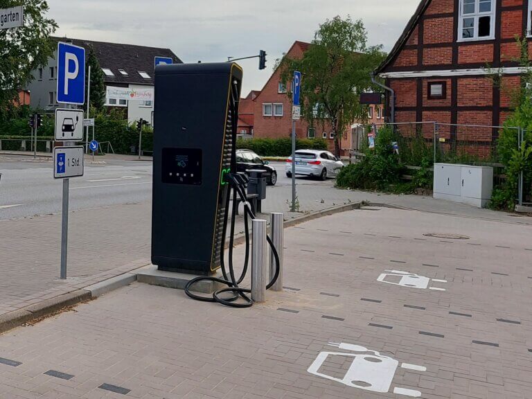 Ladesäule für Elektrofahrzeuge in Lauenburg